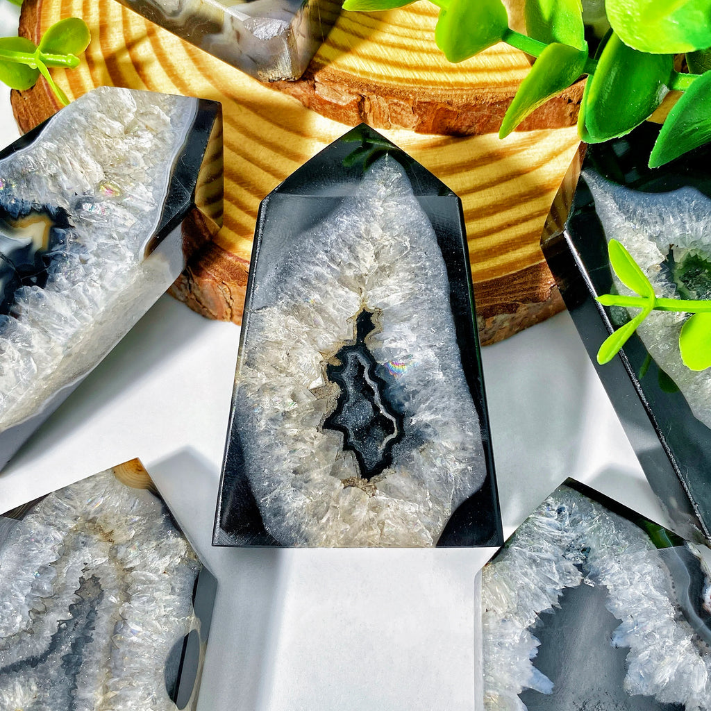 Natural Black Sardonyx Agate Geode Point – Home Decor
