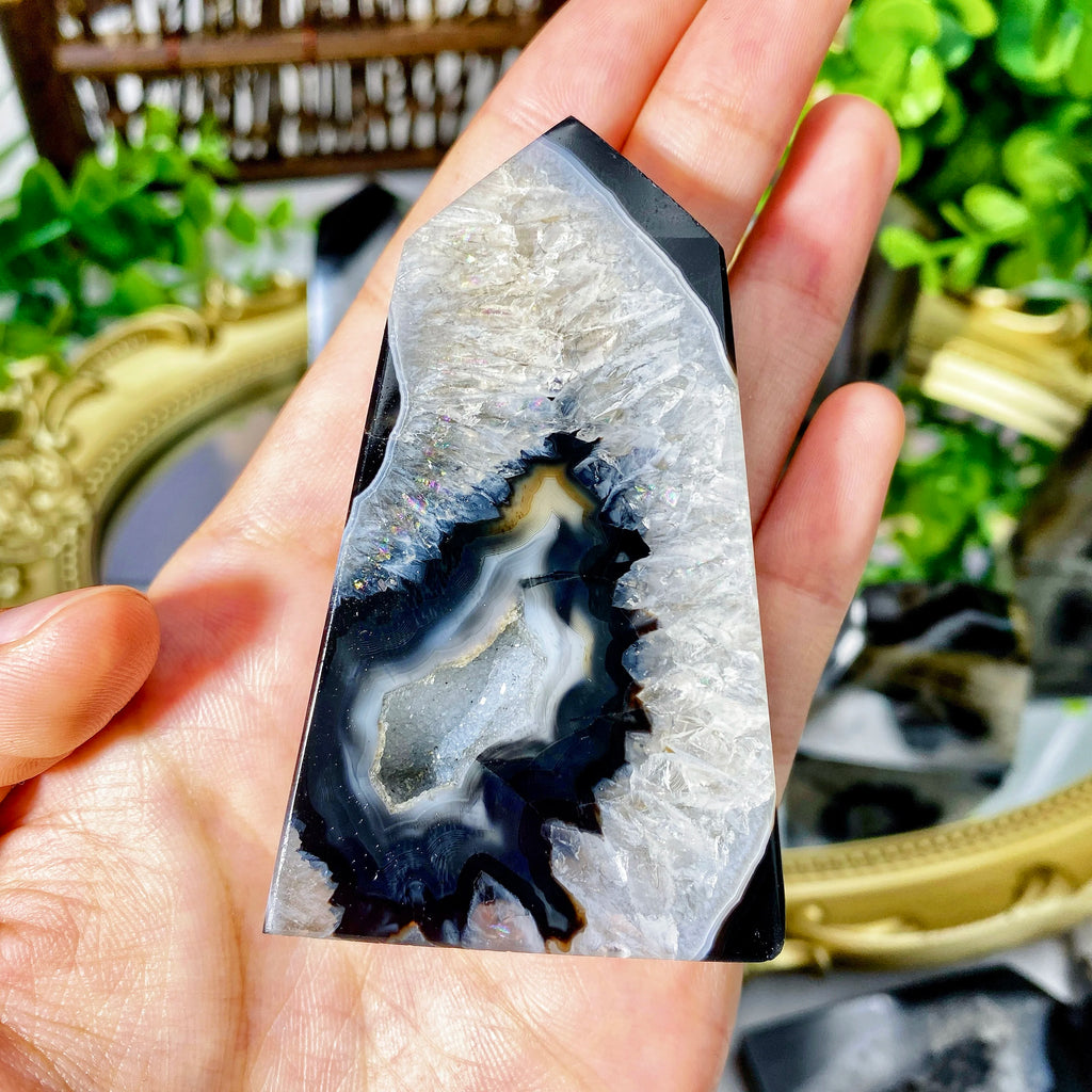 Natural Black Sardonyx Agate Geode Point – Home Decor